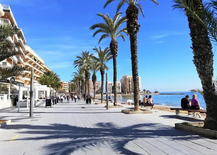 Casa La Familia * Torrevieja